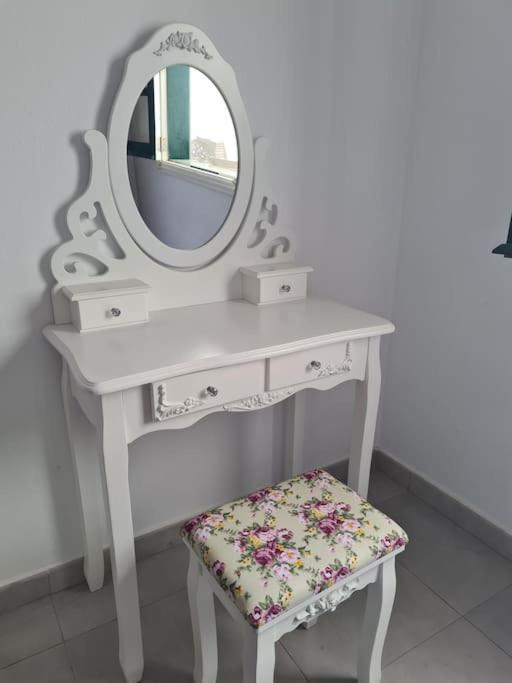 Apartamento Laina Tías Esterno foto